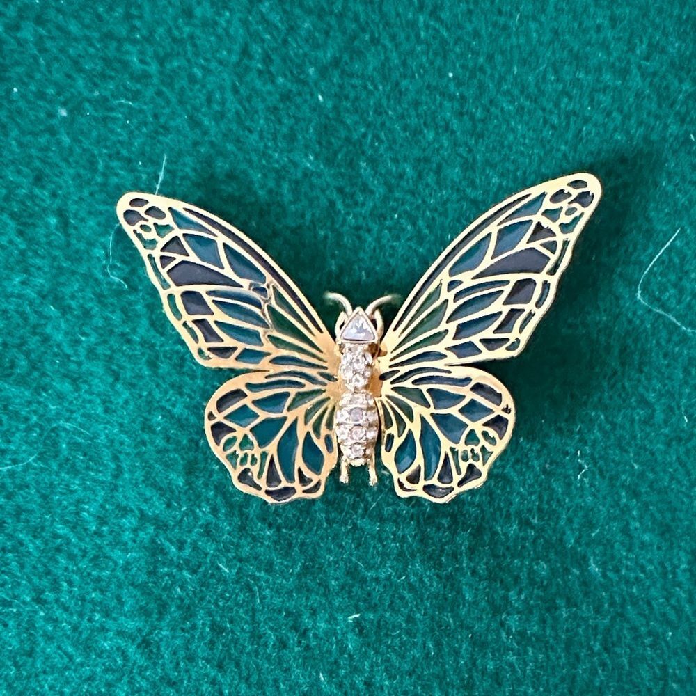 Gold Tone Butterfly Brooch – Large with Faux Diamonds